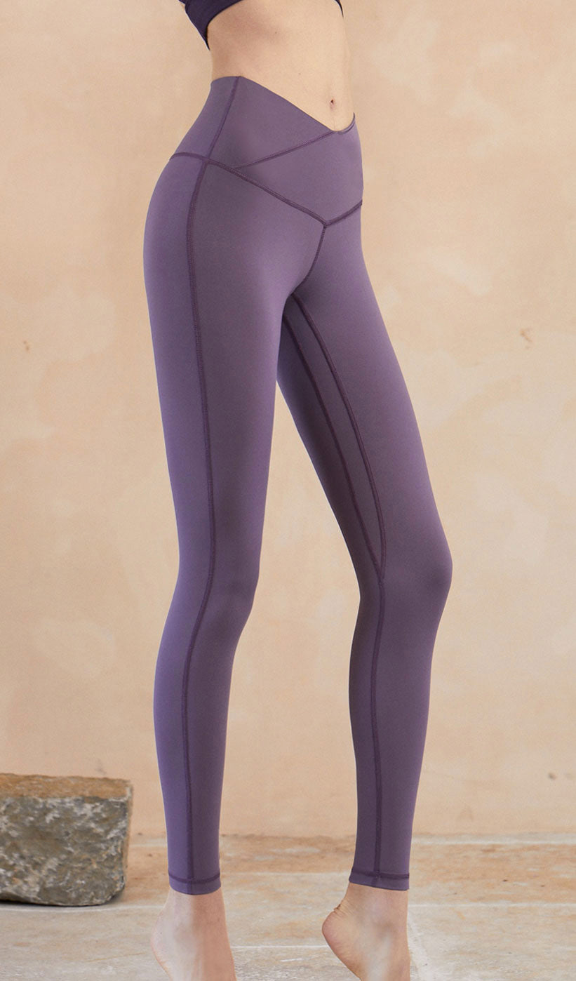 ANIKA V-cut Yoga Pants - Light Purple
